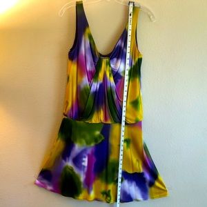 Maggy London sz 8 party dress in Mardi Gras colors